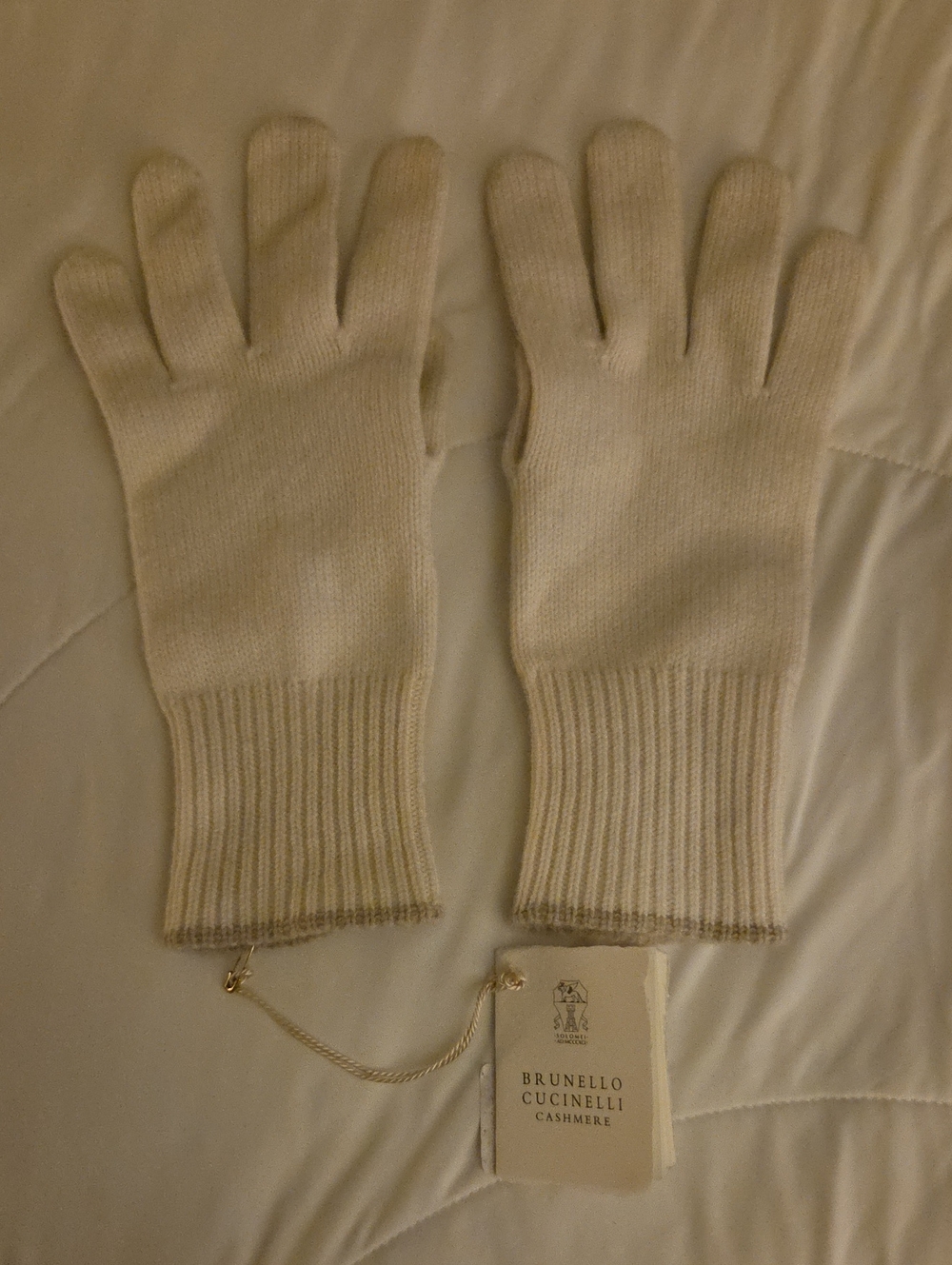 Brunello Cucinelli Men's White Cashmere Ribbed Gloves